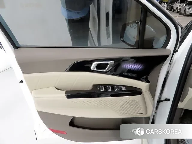 Kia Carnival 4th generation 2023 Белый из Кореи, фото 5