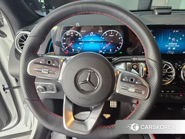 Mercedes-Benz GLB-Class X247 2023 Белый из Кореи, фото 5