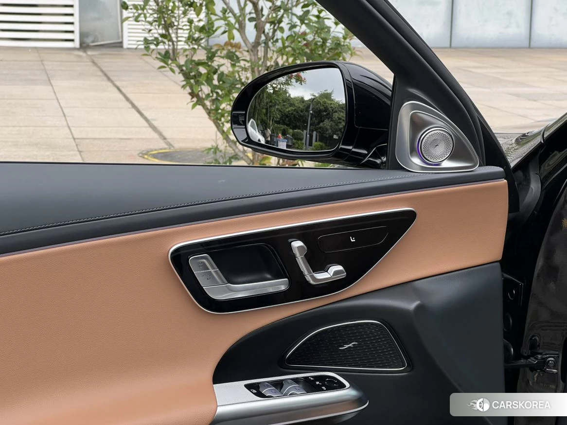 Mercedes-Benz E-class 2024 Черный из Китая, фото 5