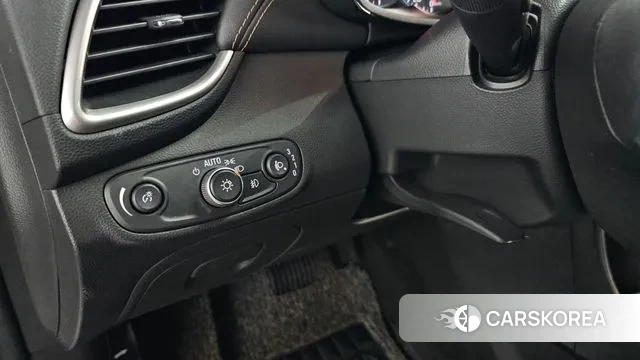 Chevrolet (GM Daewoo) The New Trax 2018 Белый из Кореи, фото 5