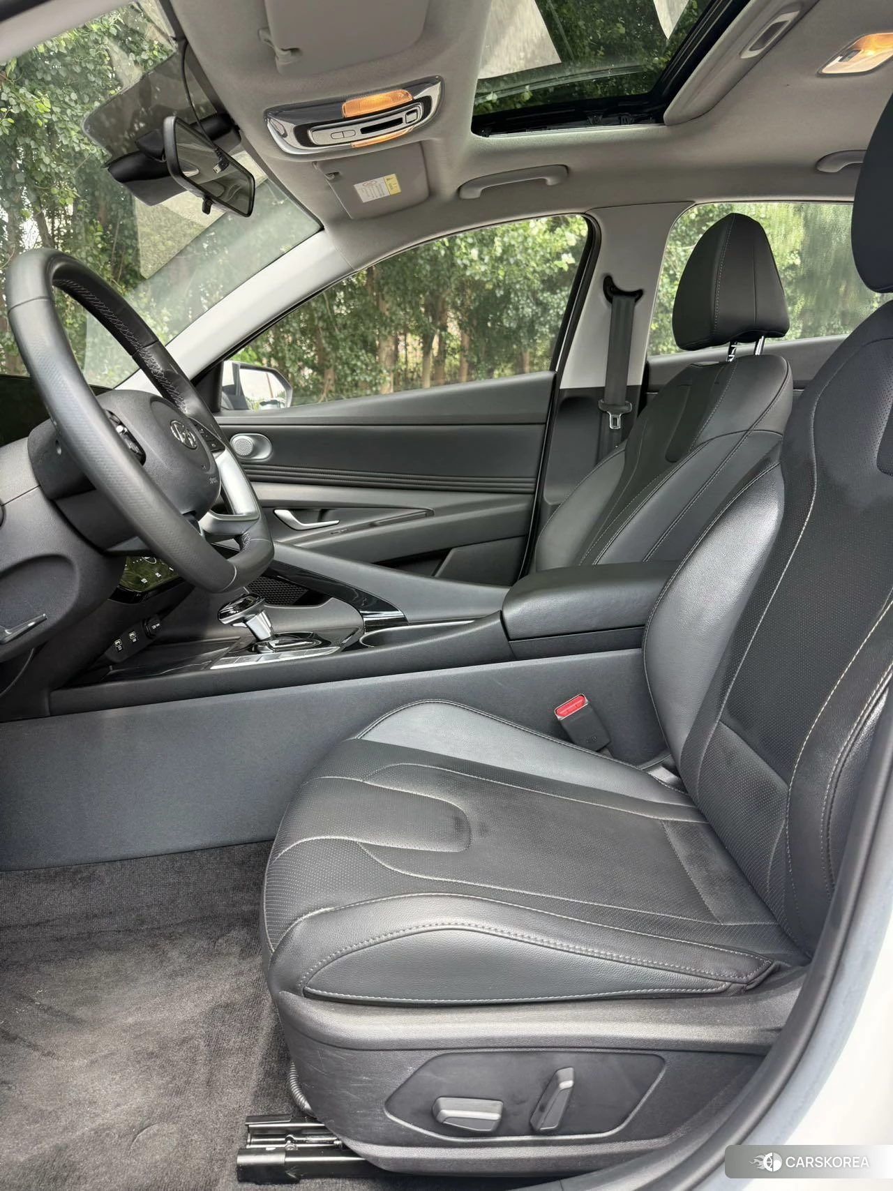 Hyundai Elantra 2022 Белый из Китая, фото 5