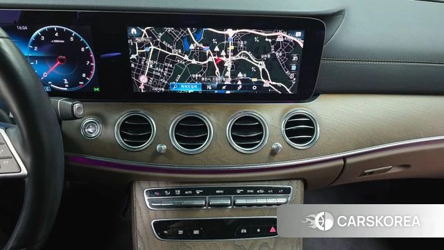 Mercedes-Benz E-Class W213 2021 Белый из Кореи, фото 5