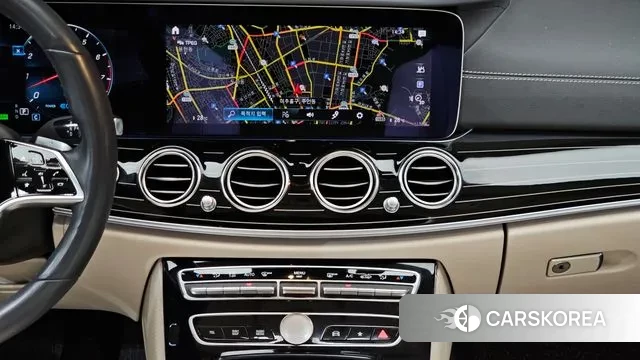 Mercedes-Benz E-Class W213 2023 Черный из Кореи, фото 5