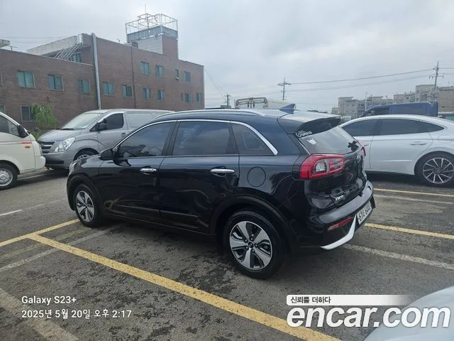 Kia Niro 2018 Синий из Кореи, фото 5