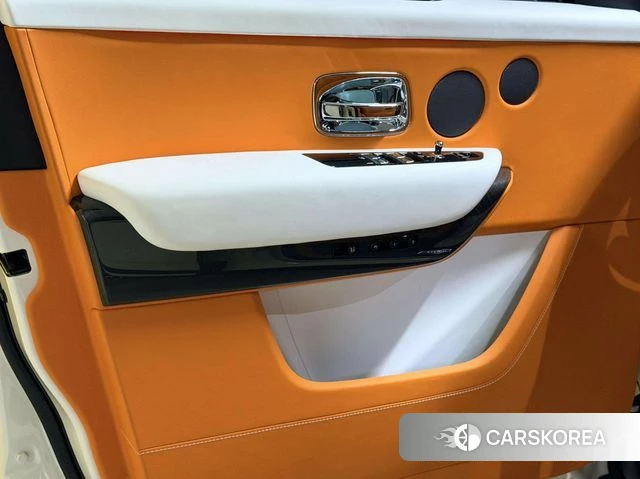 Rolls-Royce Cullinan 2022 Белый из Кореи, фото 5