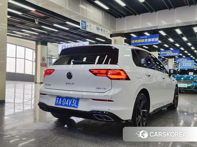 Volkswagen Golf 2021 Белый из Китая, фото 5