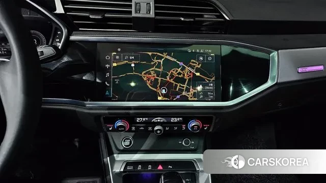 Audi Q3 (F3) 2023 Белый из Кореи, фото 5