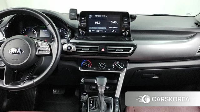 Kia Seltos 2019 Белый из Кореи, фото 5