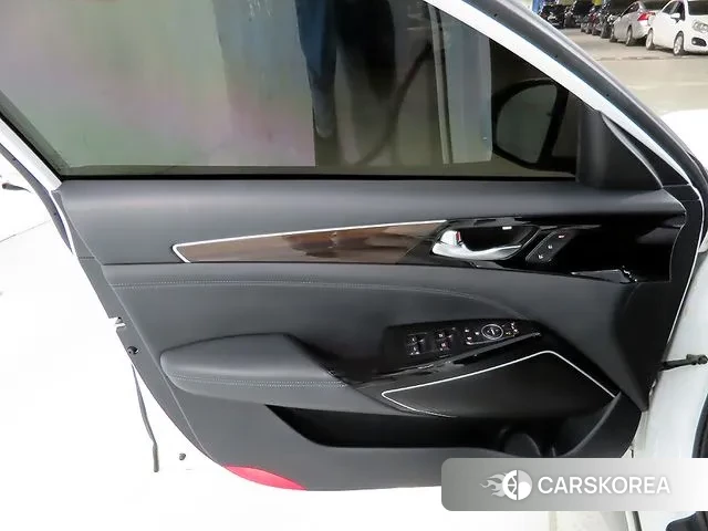 Kia Come New K7 2019 Белый из Кореи, фото 5