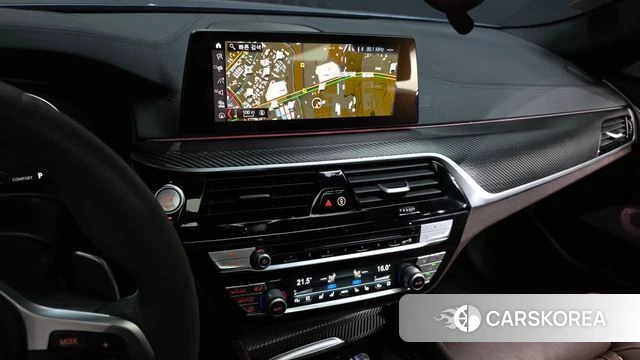 BMW 5 Series (G30) 2019 Синий из Кореи, фото 5