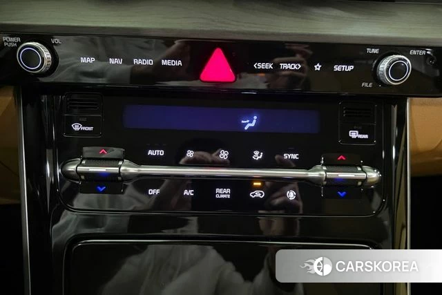 Kia Carnival 4th generation 2023 Белый из Кореи, фото 5