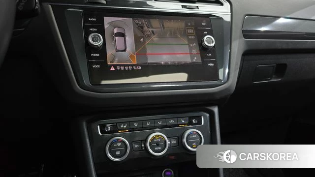 Volkswagen Tiguan second Generation 2020 Серый из Кореи, фото 5