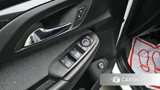 Chevrolet (GM Daewoo) Trailblazer 2022 Белый из Кореи, фото 5