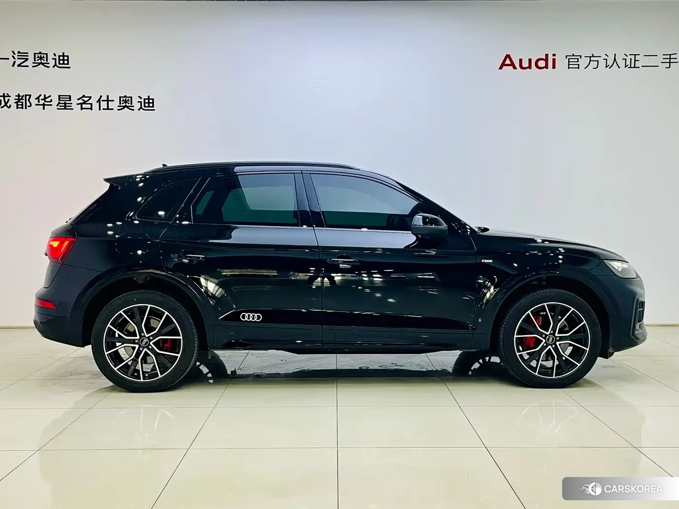Audi Q5L 2025 Черный из Китая, фото 5