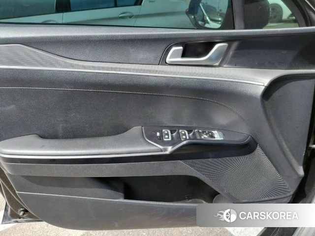 Kia K5 3rd generation 2022 Черный из Кореи, фото 5