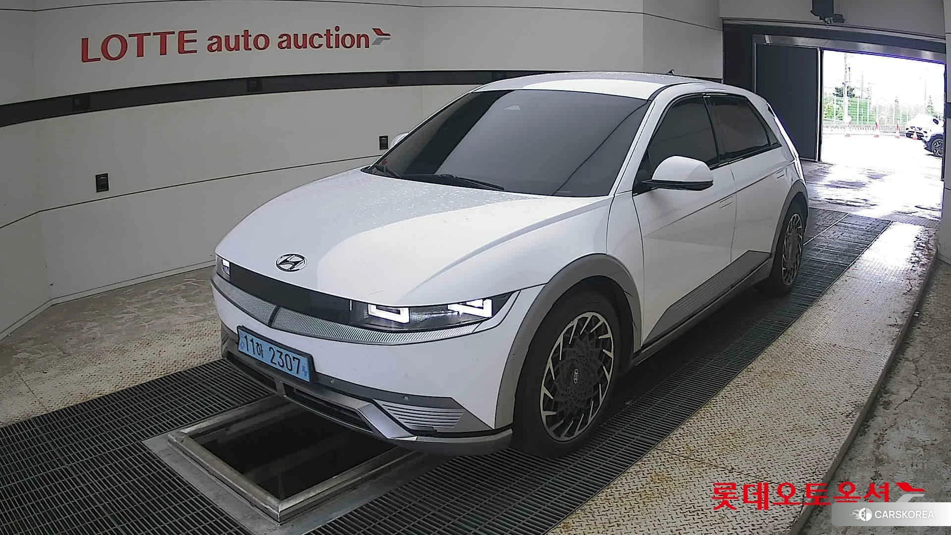 Hyundai IONIQ 5 2023 Atlas White из Кореи, фото 5