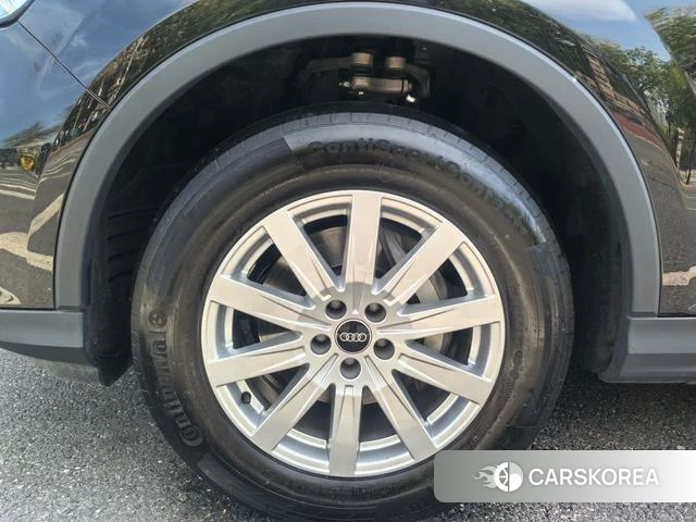Audi Q7 2024 Черный из Китая, фото 5