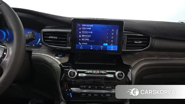 Ford Explorer 6th Generation 2022 Белый из Кореи, фото 5