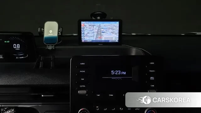 Hyundai Staria 2022 Белый из Кореи, фото 5