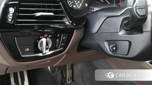 BMW 6 Series GT (G32) 2019 Черный из Кореи, фото 5