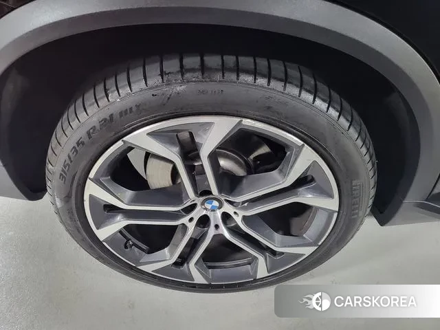 BMW X5 (G05) 2022 Черный из Кореи, фото 5