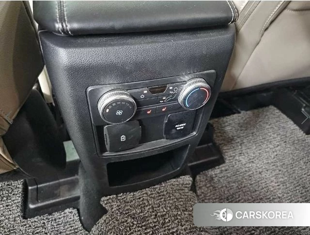 Ford Explorer 6th Generation 2021 Черный из Кореи, фото 5