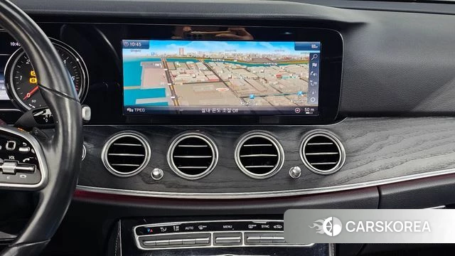 Mercedes-Benz E-Class W213 2019 Белый из Кореи, фото 5