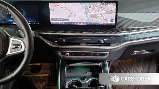 BMW X7 (G07) 2024 Серебристо-серый из Кореи, фото 5