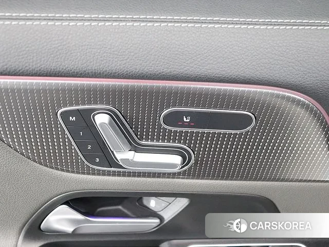 Mercedes-Benz EQA H243 2021 Белый из Кореи, фото 5