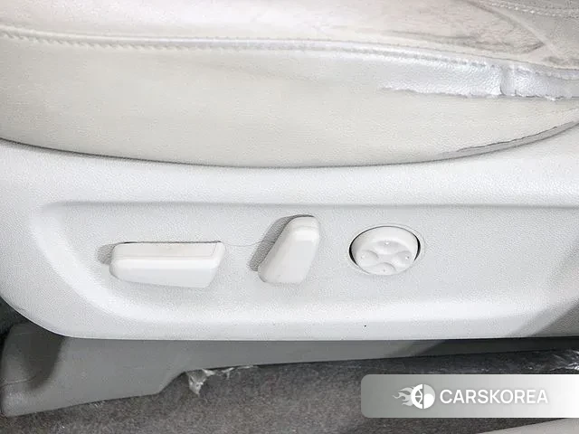 Kia The New Carnival 2019 Белый из Кореи, фото 5