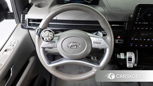 Hyundai Staria 2023 Черный из Кореи, фото 5