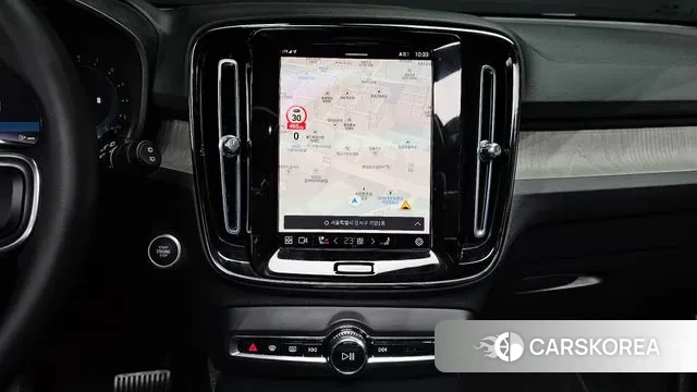 Volvo XC40 2023 Белый из Кореи, фото 5