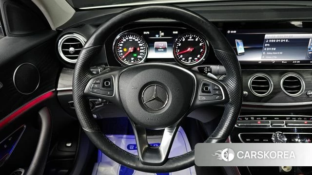 Mercedes-Benz E-Class W213 2018 Белый из Кореи, фото 5