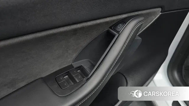 Tesla Model Y 2022 Белый из Кореи, фото 5