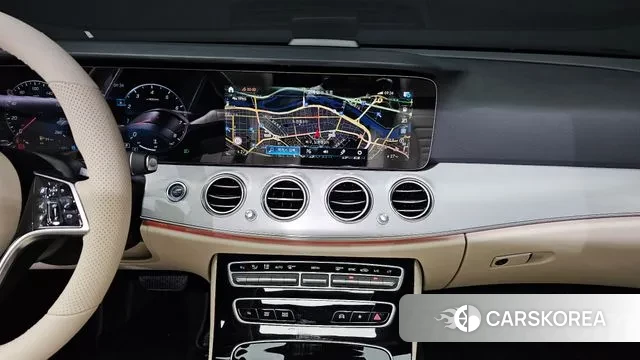 Mercedes-Benz E-Class W213 2021 Белый из Кореи, фото 5