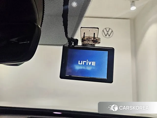 Volkswagen ID.4 2023 Белый из Кореи, фото 5