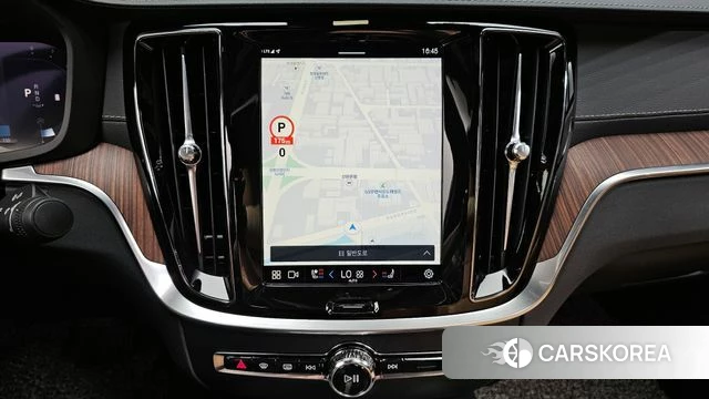 Volvo S60 3rd generation 2022 Белый из Кореи, фото 5