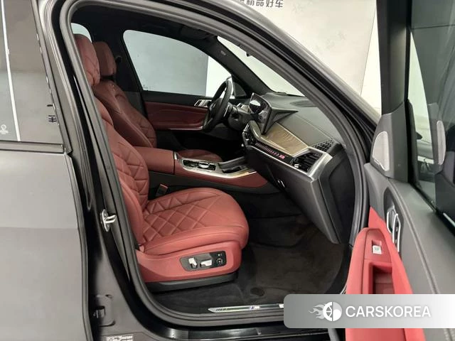 BMW X5 2026 Черный из Китая, фото 5