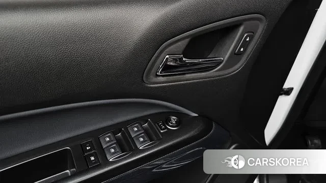 Chevrolet (GM Daewoo) Real New Colorado 2022 Белый из Кореи, фото 5