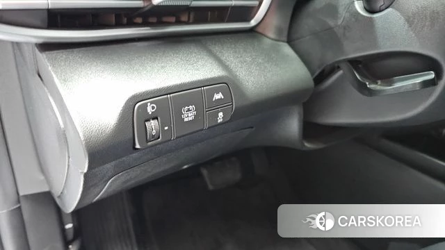 Hyundai Avante Hybrid (CN7) 2023 Белый из Кореи, фото 5