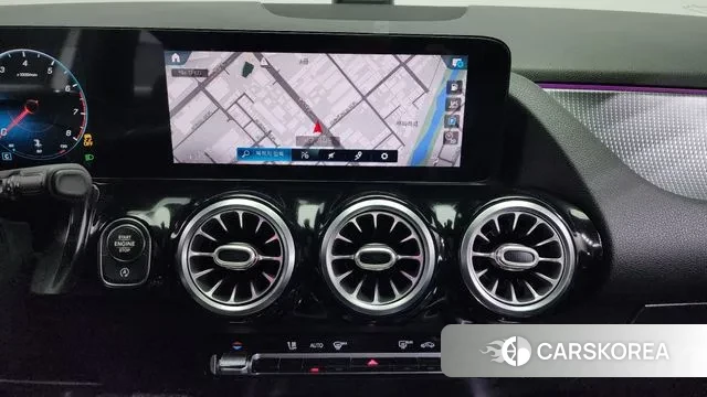 Mercedes-Benz GLA - Class H247 2021 Белый из Кореи, фото 5