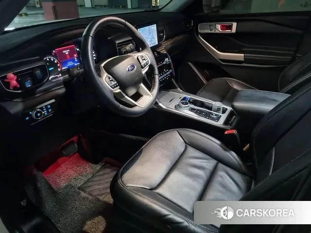 Ford Explorer 6th Generation 2022 Белый из Кореи, фото 5