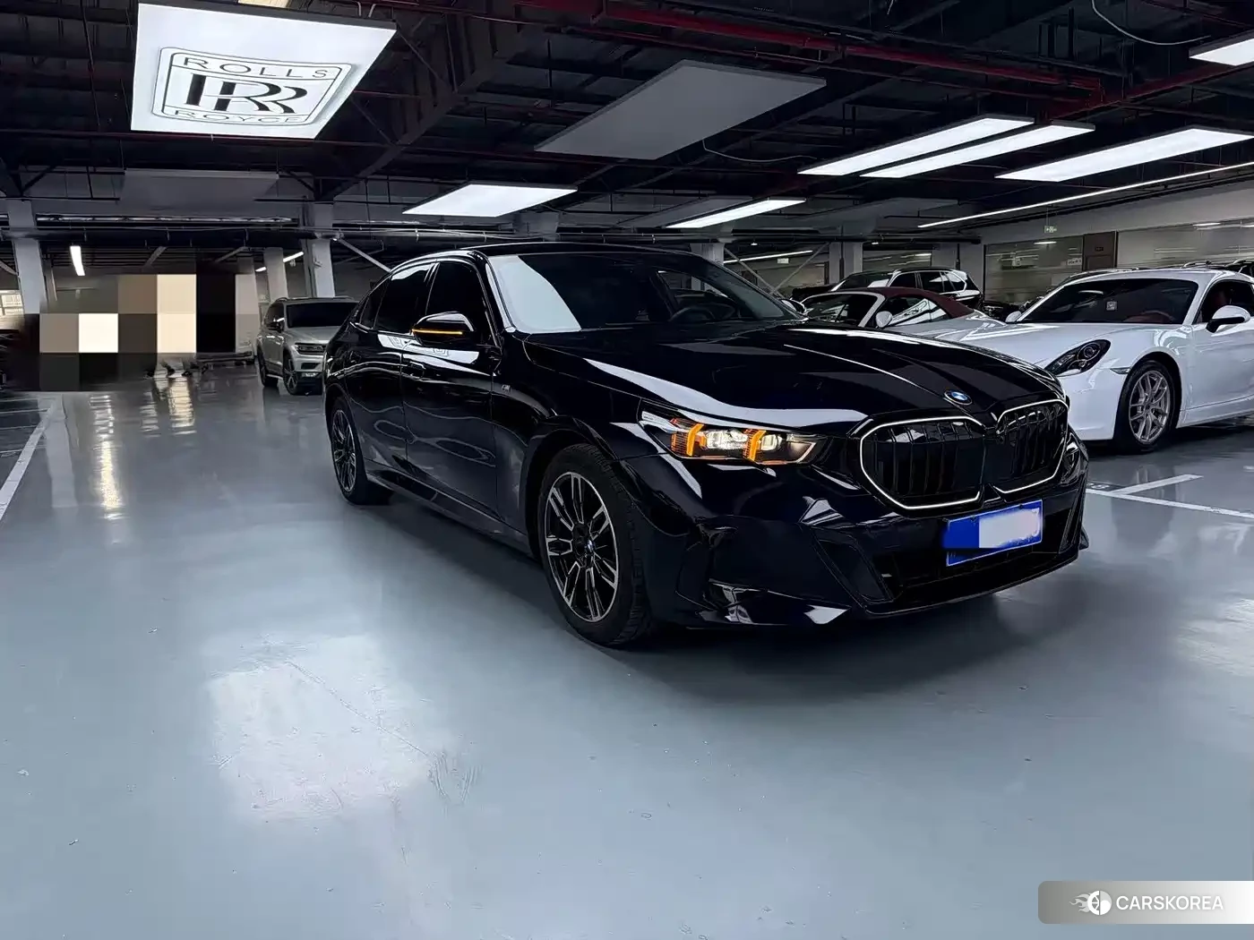 BMW 5 series 2026 Черный из Китая, фото 5