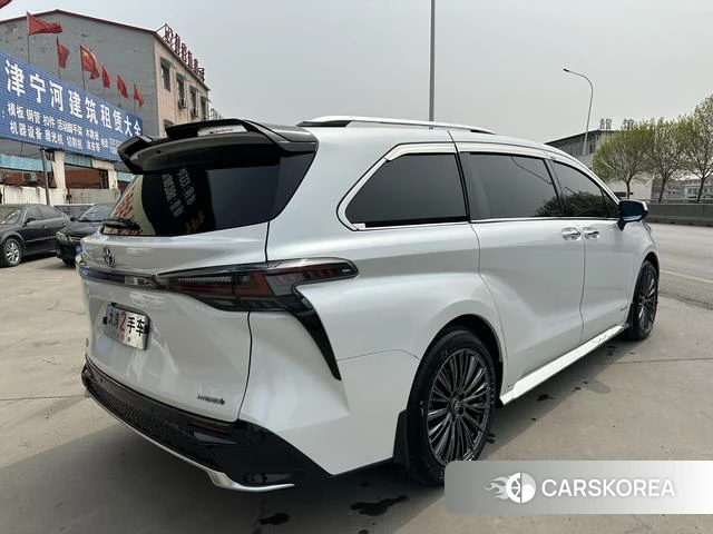 Toyota Grevia 2024 Белый из Китая, фото 5