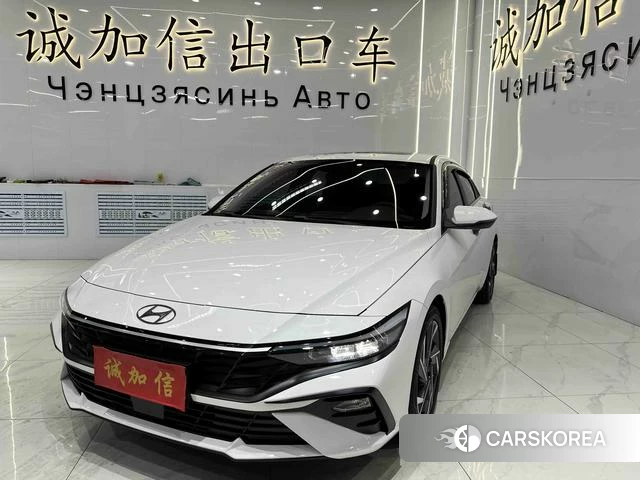 Hyundai Elantra 2024 Белый из Китая, фото 5