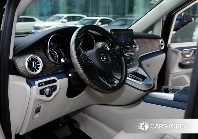 Weihao Automobile Seriaran V-class 2022 Черный из Китая, фото 5