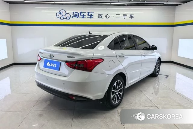 Chery Arrizo 5 2022 Белый из Китая, фото 5