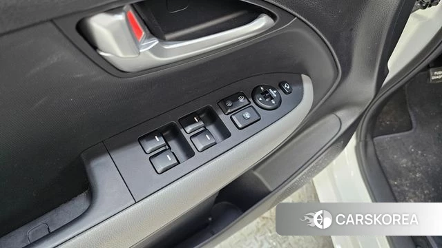 Kia The New Kia Ray 2023 Белый из Кореи, фото 5