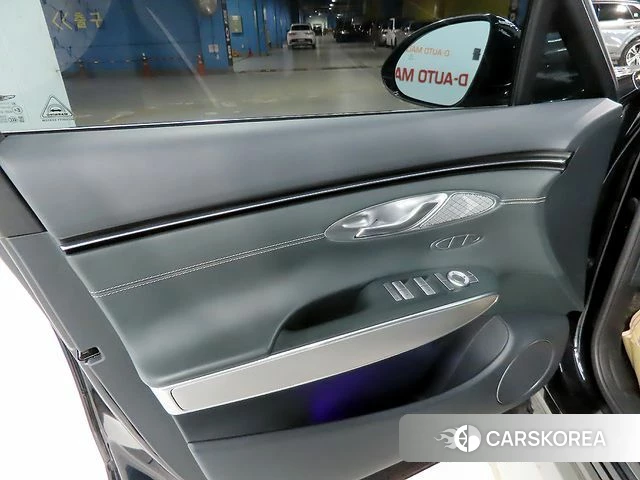 Genesis Electrified GV70 2022 Черный из Кореи, фото 5