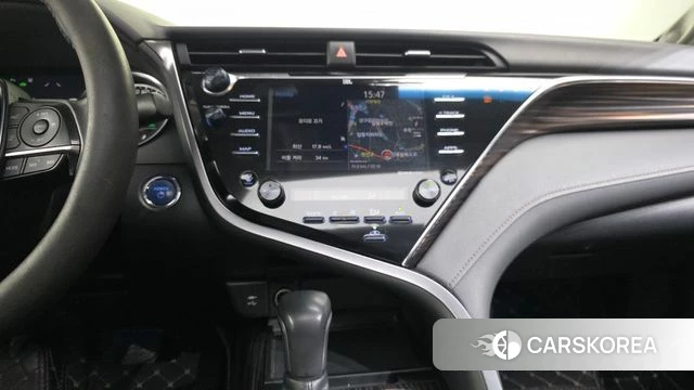 Toyota Camry (XV70) 2018 Коричневый из Кореи, фото 5
